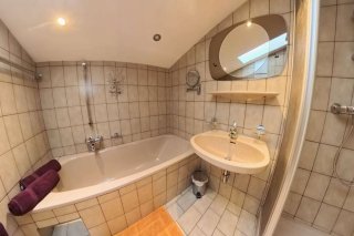 alpenstern_nauders_ferienwohnung_alpenjuwel_badezimmer.jpg